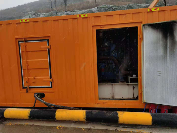 当雄发电机出租 柴油发电机组电压低报警怎么办？