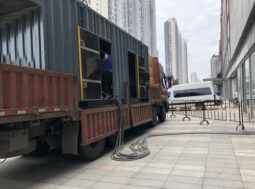 当雄冷却液不足的情况下如何检查柴油发电机组？