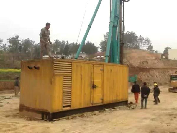 当雄如何判断水冷式机油散热器密封件是否需要更换？